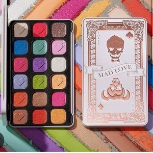 Makeup Revolution X DC Mad Love Forever Flawless Shadow